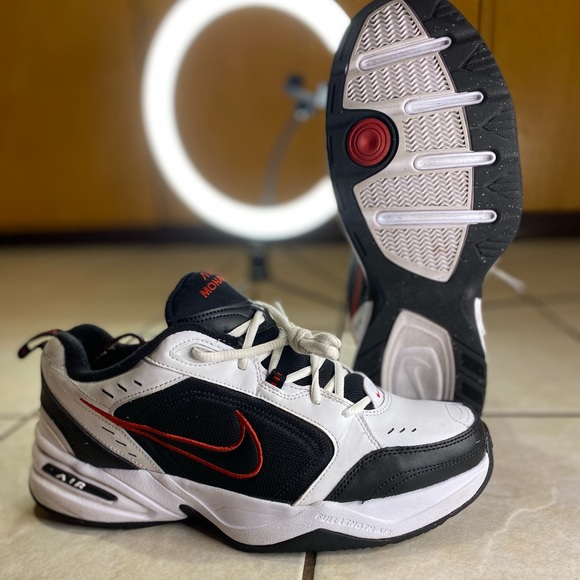Nike Mens Air Monarch IV 415445-101 White Black Running Shoes